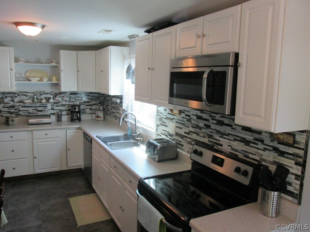 1361 Burning Tree Road Henrico, VA 23231 - Photo 6 of 16 Gallery Image 6