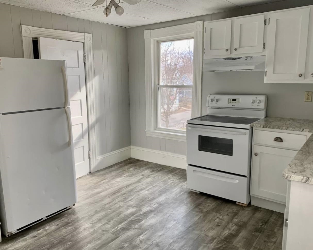 5 Griffin Street Derry, NH 03038 - Photo 7 of 17