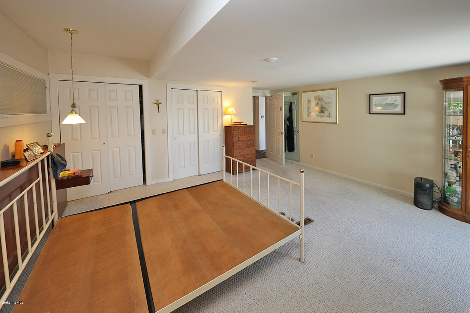 187 Shore Road Hinsdale, MA 01235 - Photo 20 of 32 LARGE MASTER BEDROOM