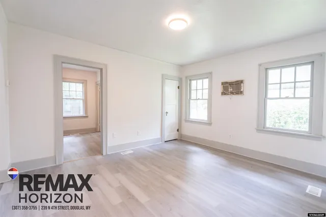 $200,000 | 208 South 4th Street, Douglas, WY 82633