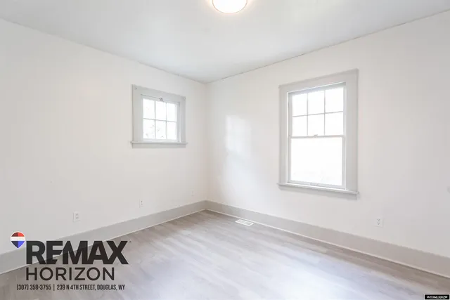 $200,000 | 208 South 4th Street, Douglas, WY 82633