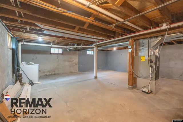 $200,000 | 208 South 4th Street, Douglas, WY 82633