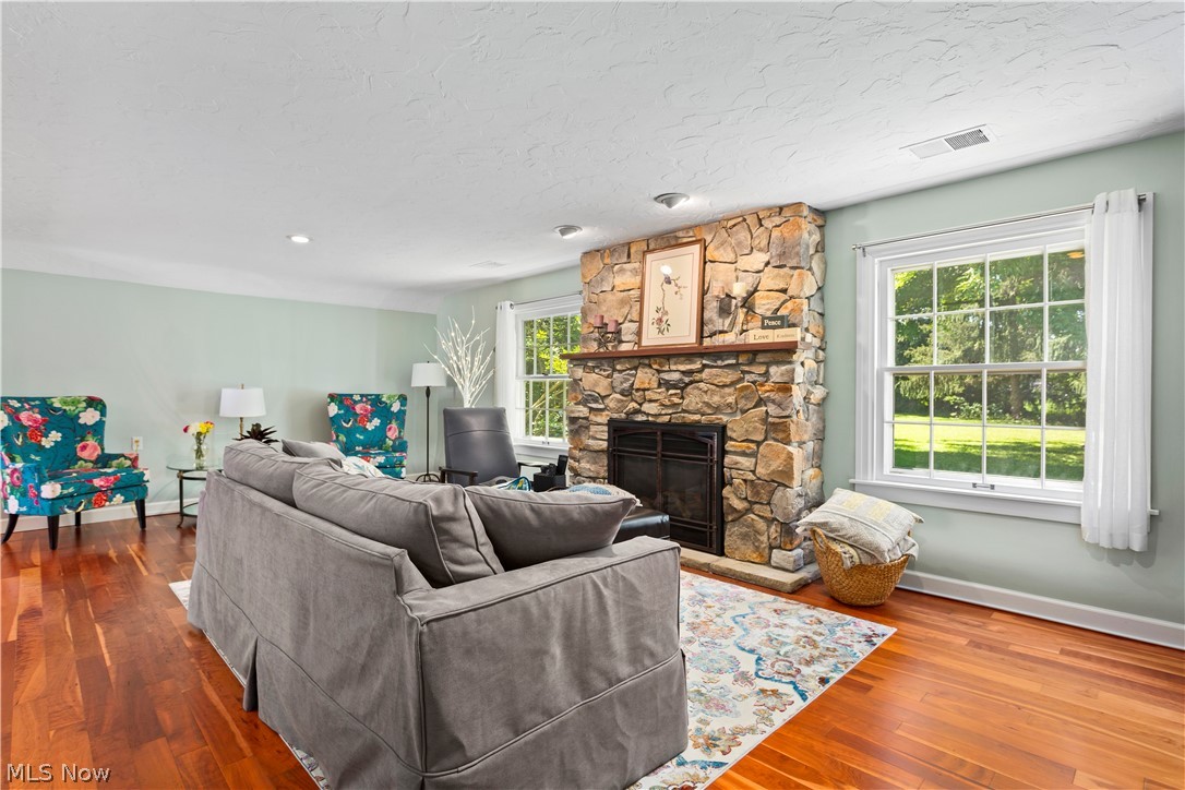 11488 Robson Road Grafton, OH 44044 - Photo 8 of 24 Gallery Image 8