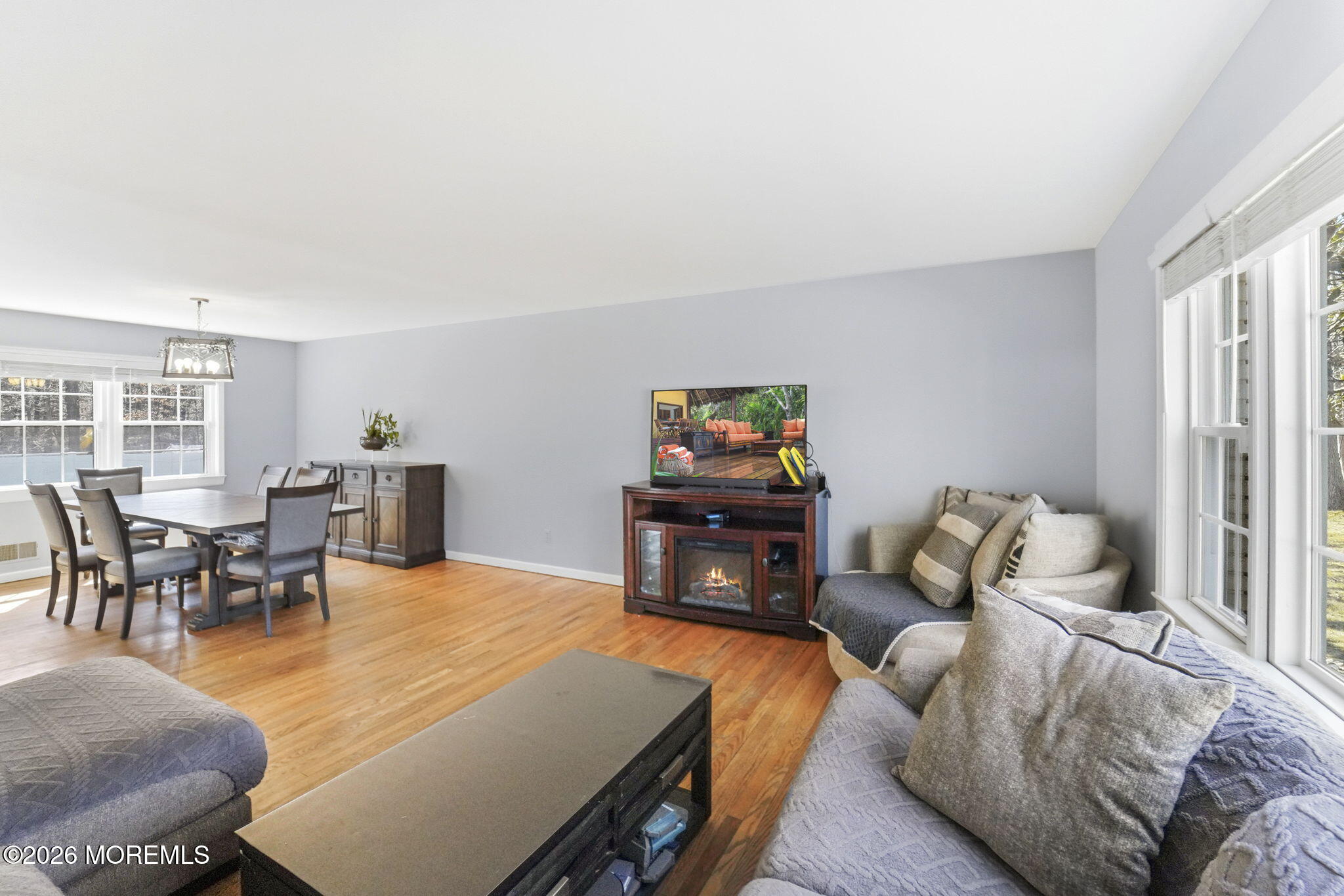 193 Nomoco Road Freehold, NJ 07728 - Photo 16 of 42 21-web-or-mls-DSC03600