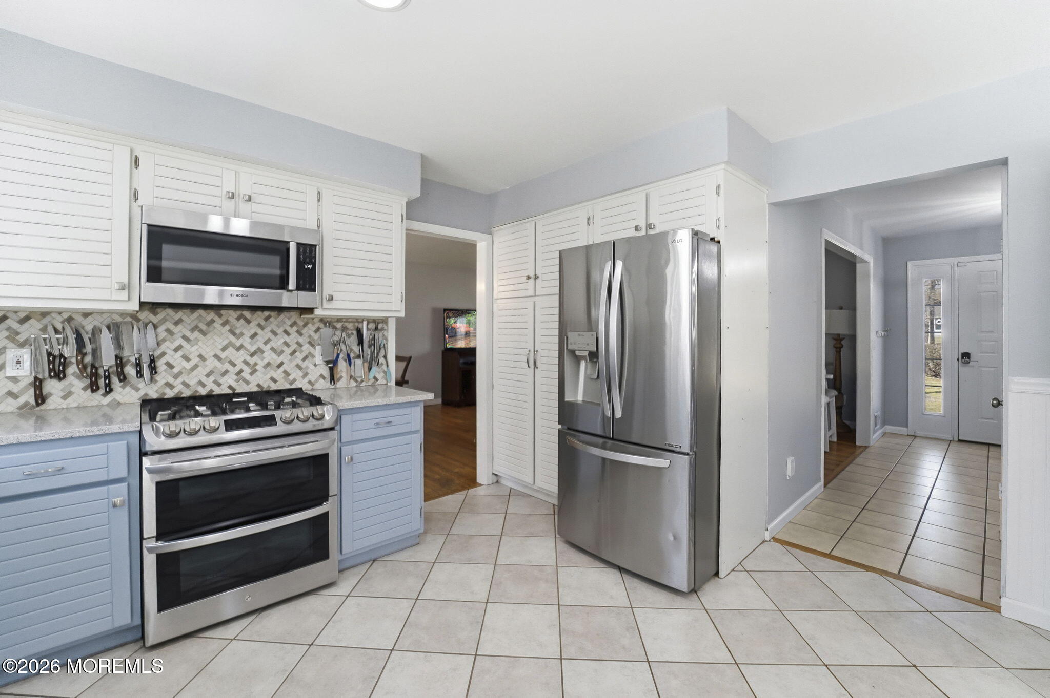 193 Nomoco Road Freehold, NJ 07728 - Photo 8 of 42 30-web-or-mls-DSC03650