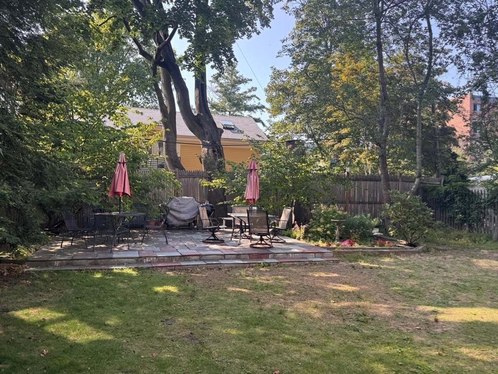 1 Dana Street, Unit 2 Cambridge, MA 02138 - Photo 7 of 11 a building with trees in front of it