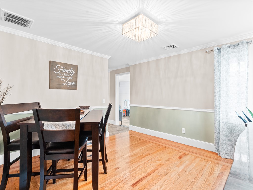 11 King Philip Road Pawtucket, RI 02861 - Photo 10 of 28 Gallery Image 10