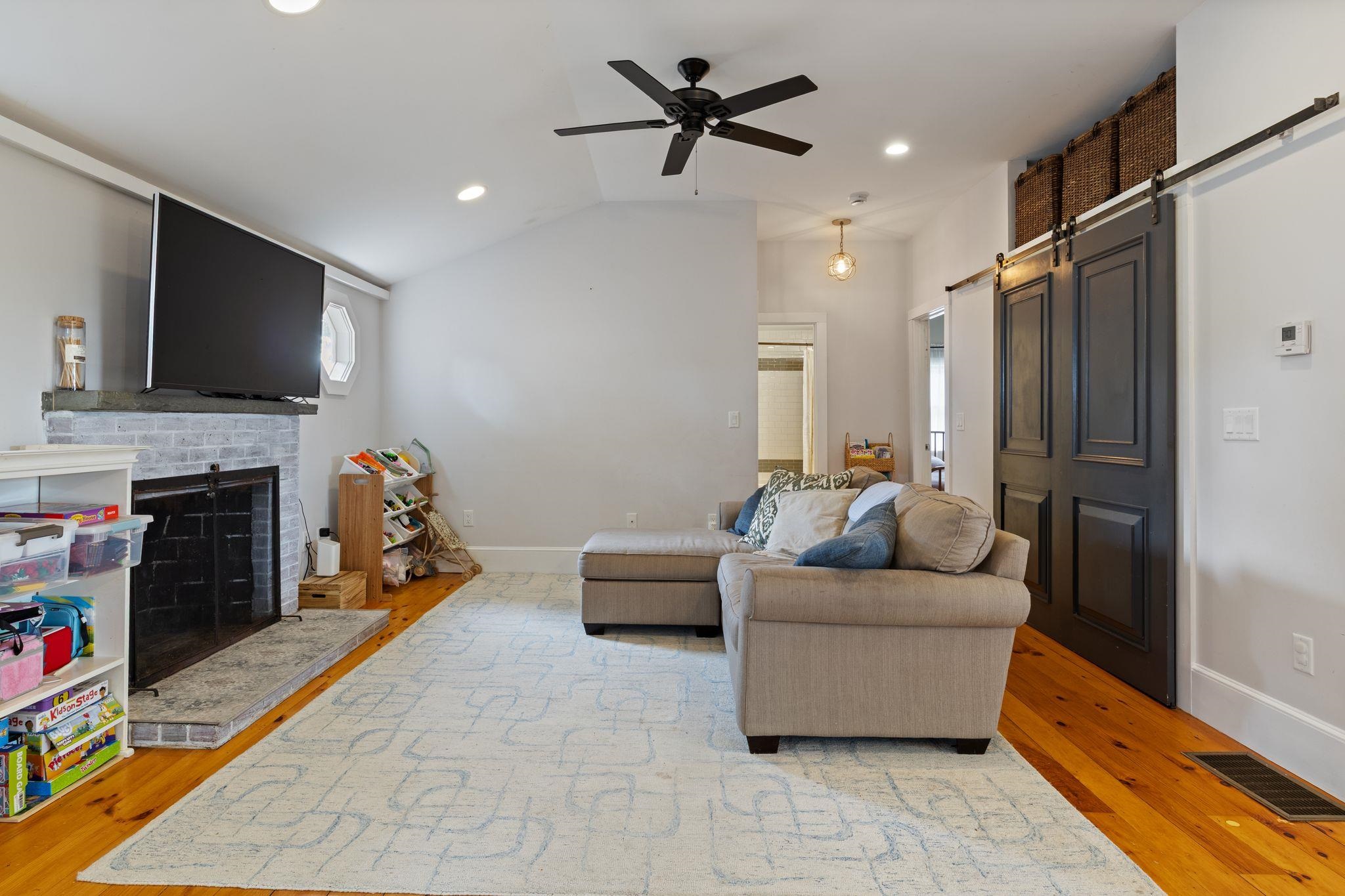 24 Walnut Avenue Hampton, NH 03842 - Photo 13 of 49 Gallery Image 13