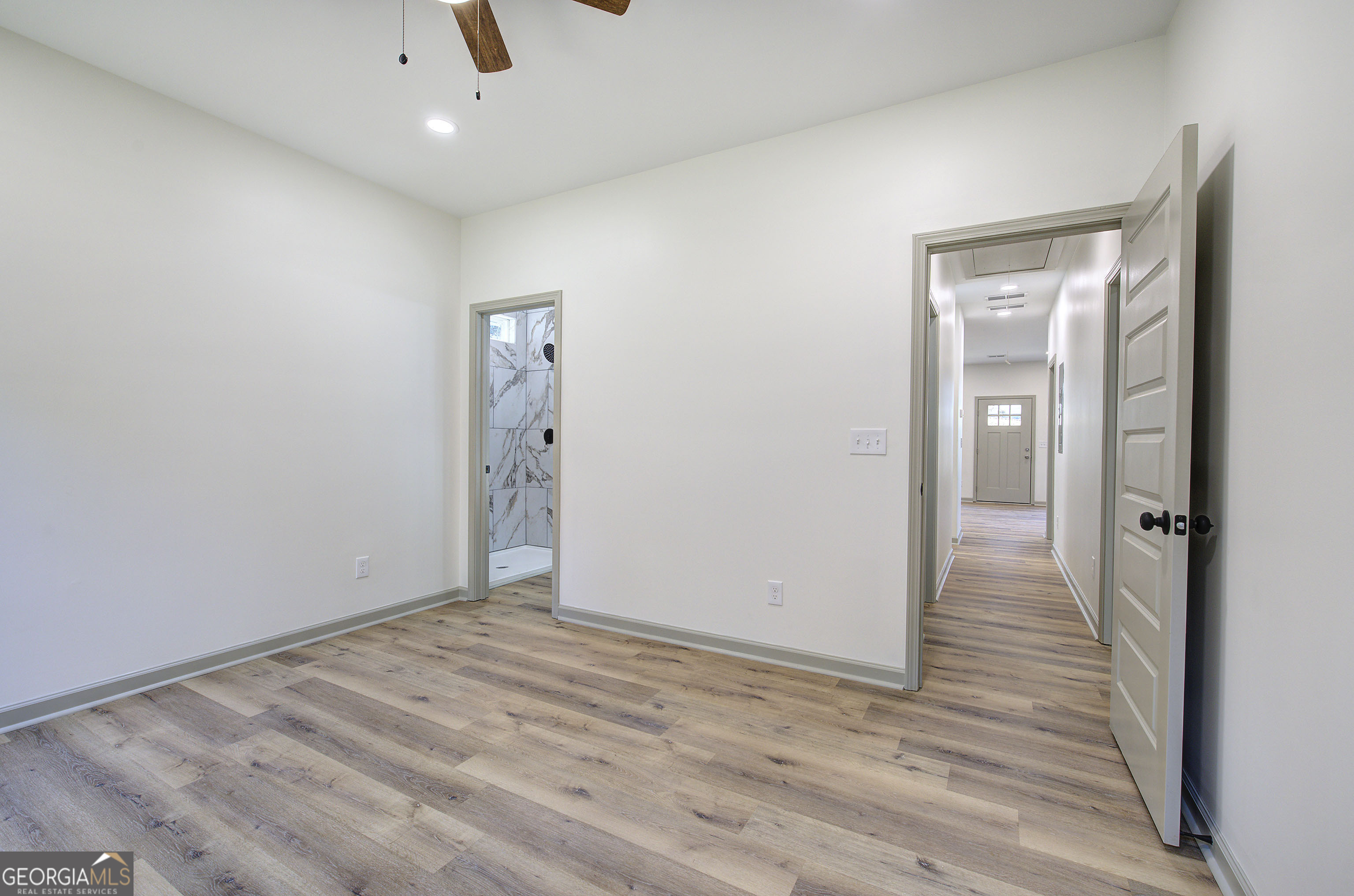 117 East Boundary Street Southeast Rome, GA 30161 - Photo 19 of 36 wooden floor in an empty room with wooden floor