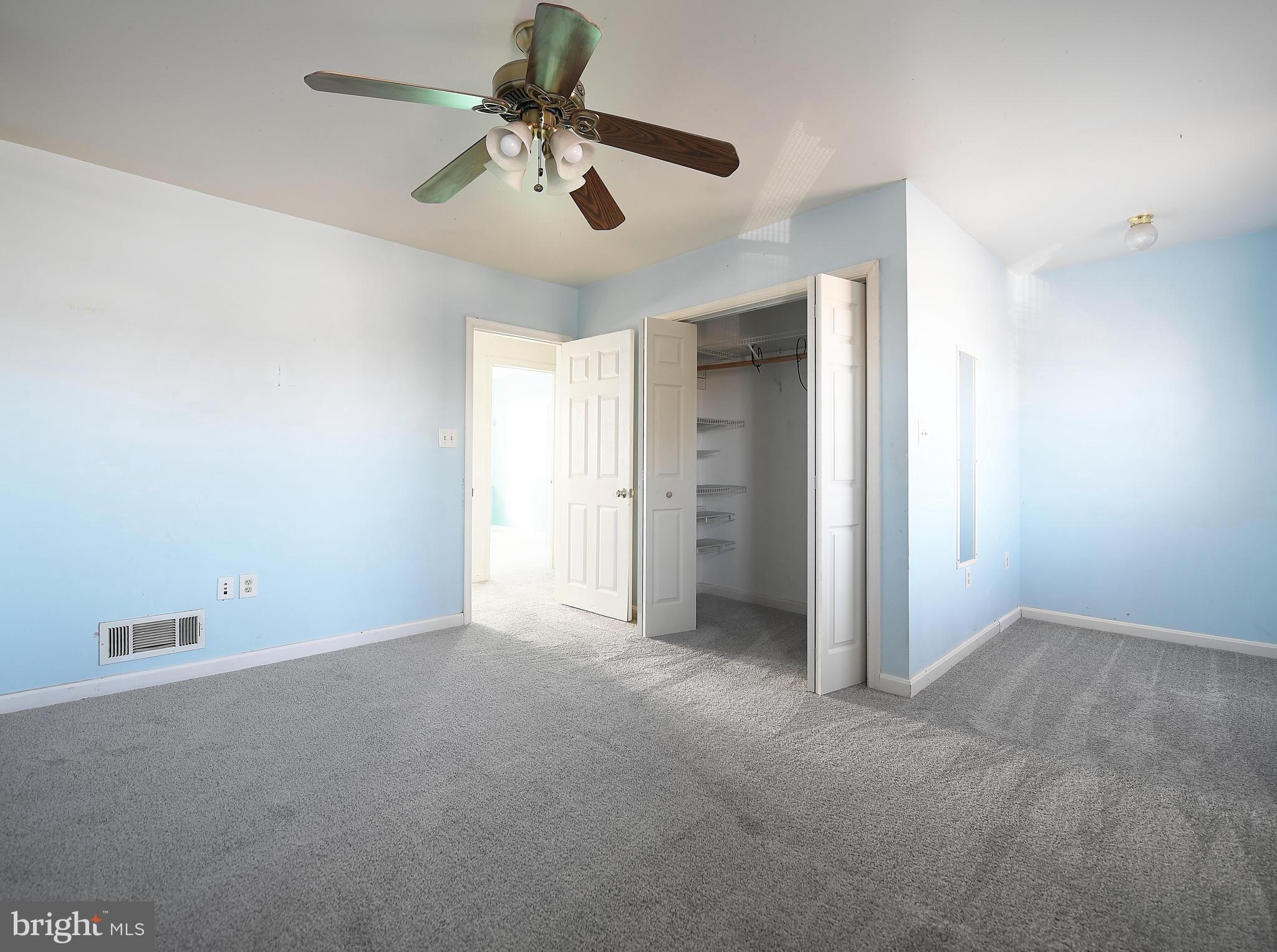 2978 Sollers Point Road Baltimore, MD 21222 - Photo 15 of 26