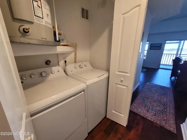 $2,300 | 108 Turtle Cay Drive, Unit 8, Wilmington, NC 28412