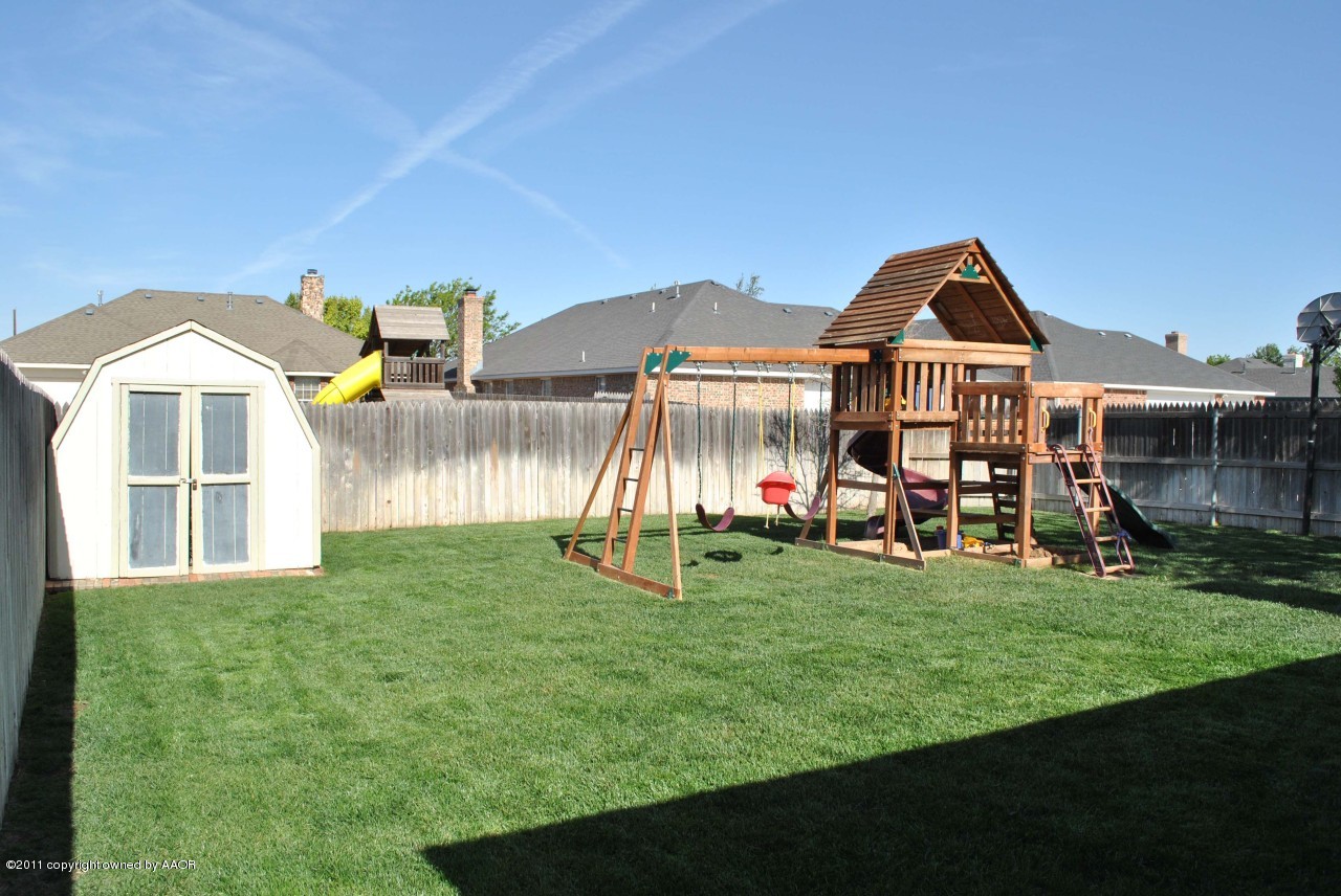 7904 Sheldon Road Amarillo, TX 79119 - Photo 18 of 19 Backyard
