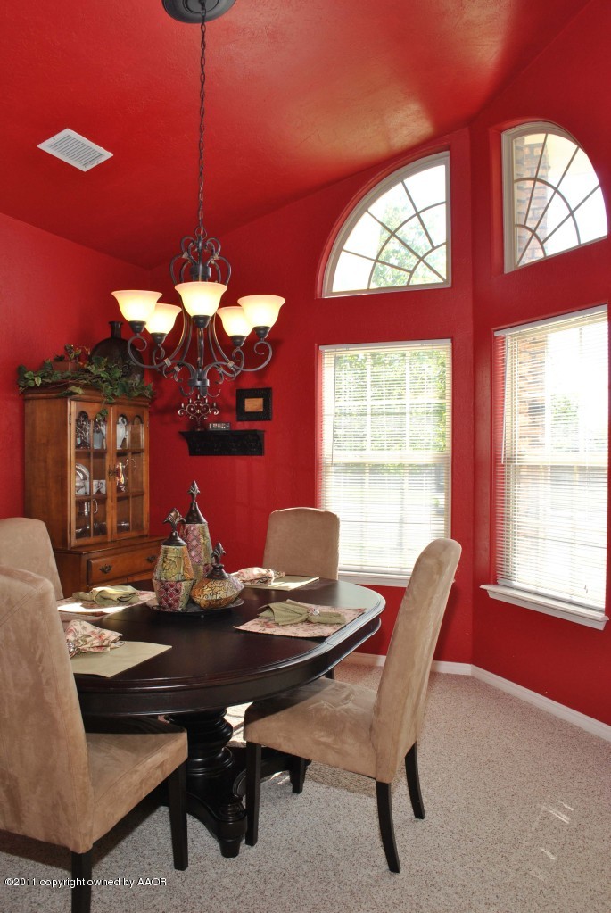 7904 Sheldon Road Amarillo, TX 79119 - Photo 8 of 19 Dining Room
