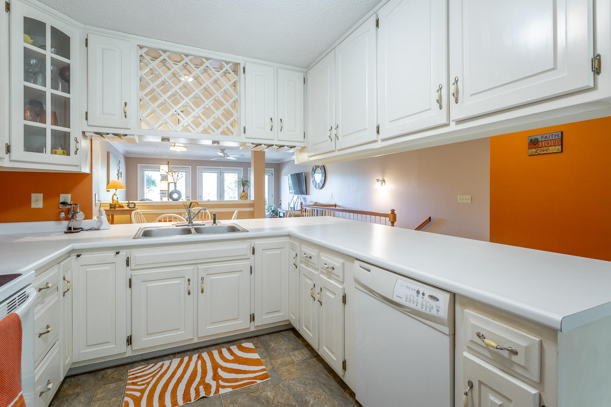 647 Westview Road Chattanooga, TN 37415 - Photo 14 of 46 647 W View Road HD-37