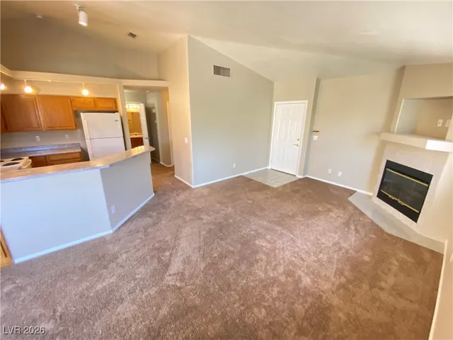 $1,275 | 384 Sunward Drive, Henderson, NV 89014