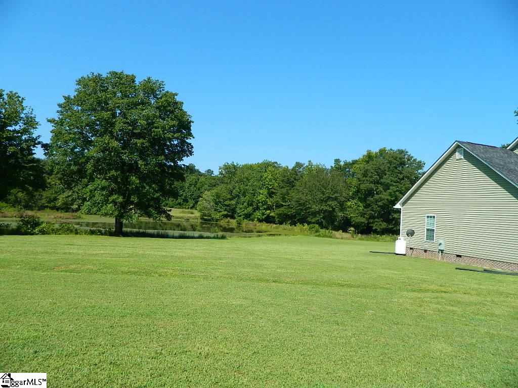 1017 Trotter Road Anderson, SC 29626 - Photo 4 of 35