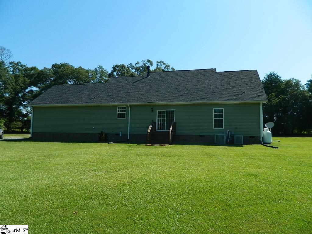 1017 Trotter Road Anderson, SC 29626 - Photo 7 of 35