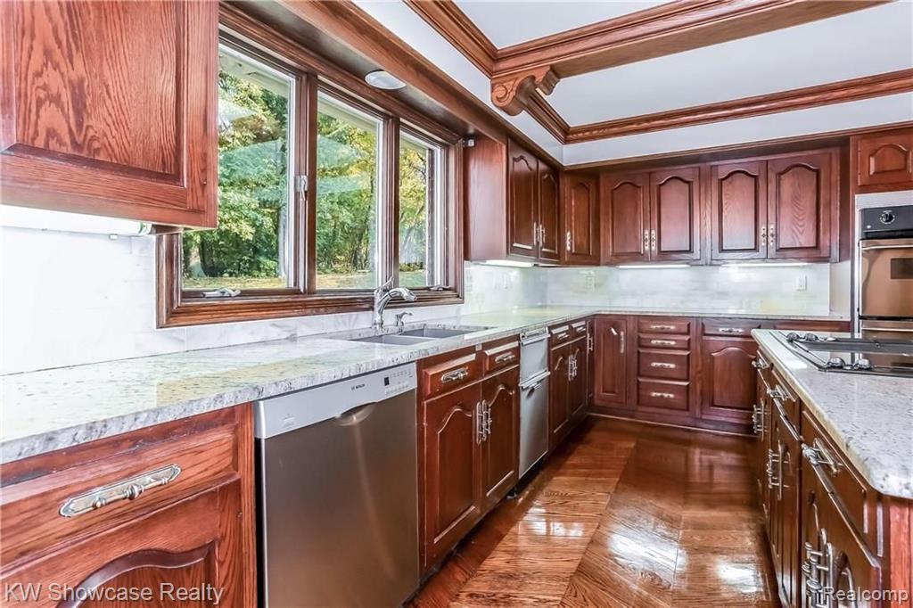 1900 East Valley Road Bloomfield Hills, MI 48304 - Photo 52 of 68