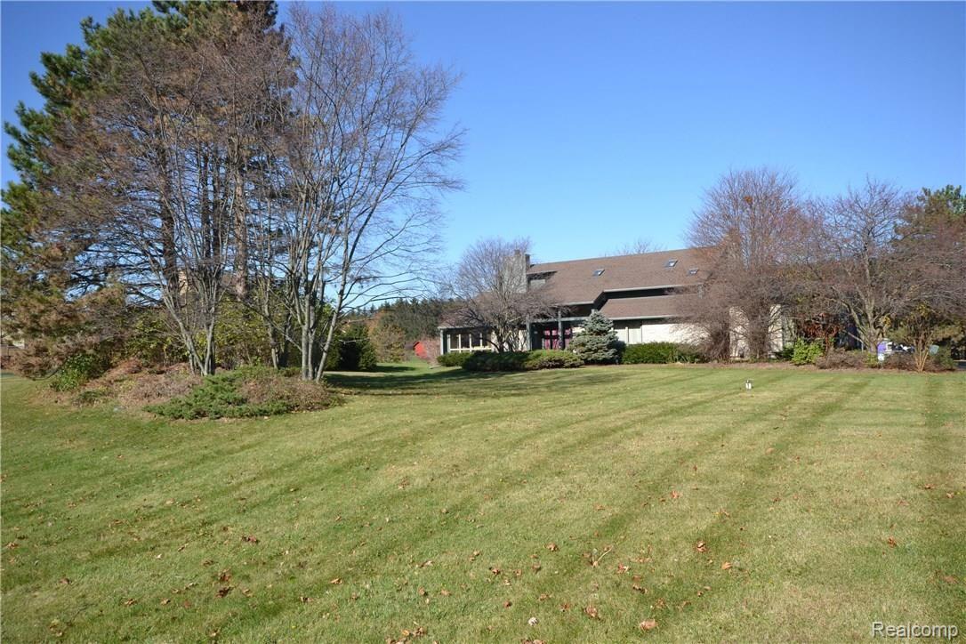 3916 South Michael Road Ann Arbor, MI 48103 - Photo 3 of 61 1 Exterior 2c.JPG