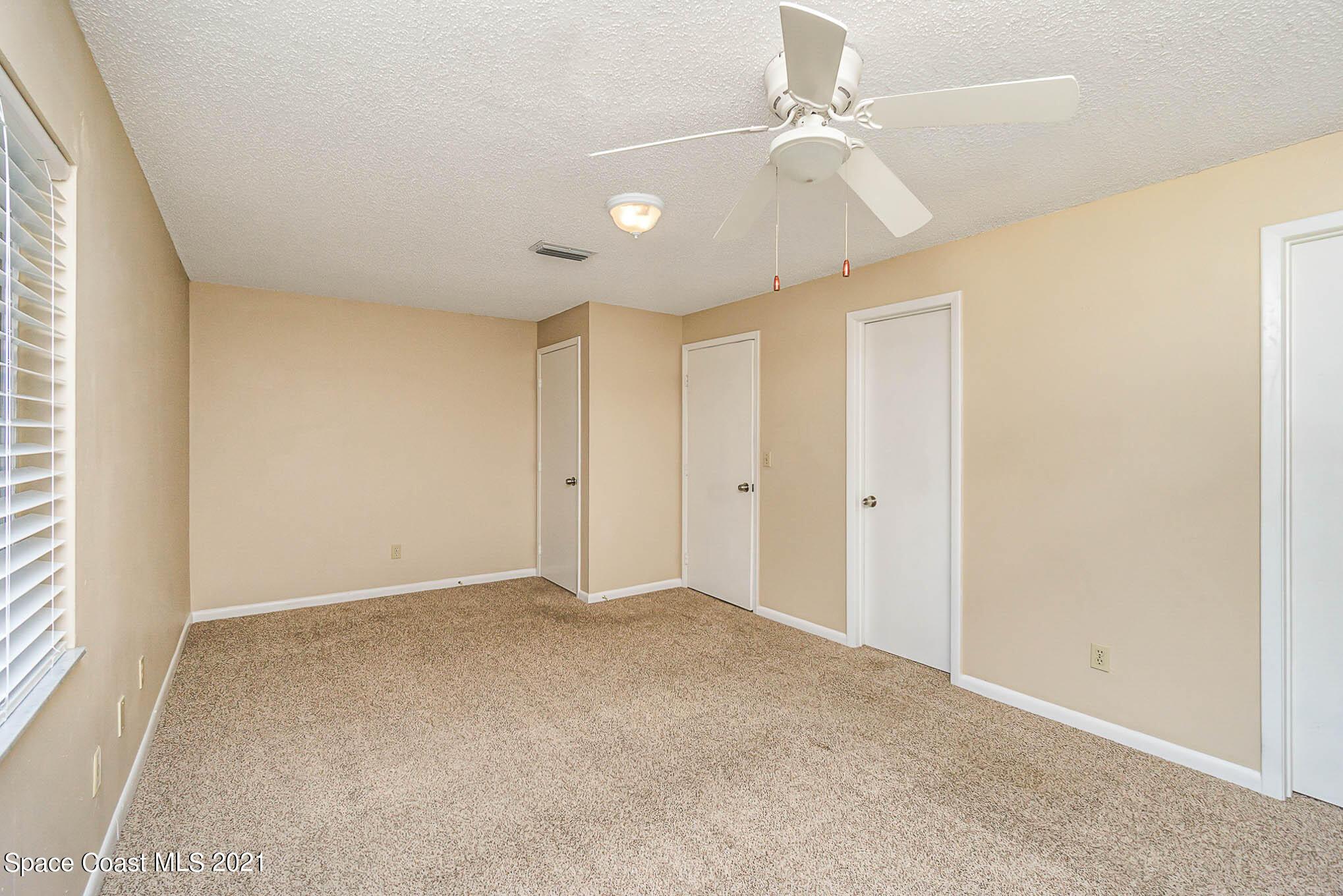 1880 Murrell Road, Unit 27 Rockledge, FL 32955 - Photo 9 of 21 A7033327-91BC-4C50-86E0-24475A0F6566
