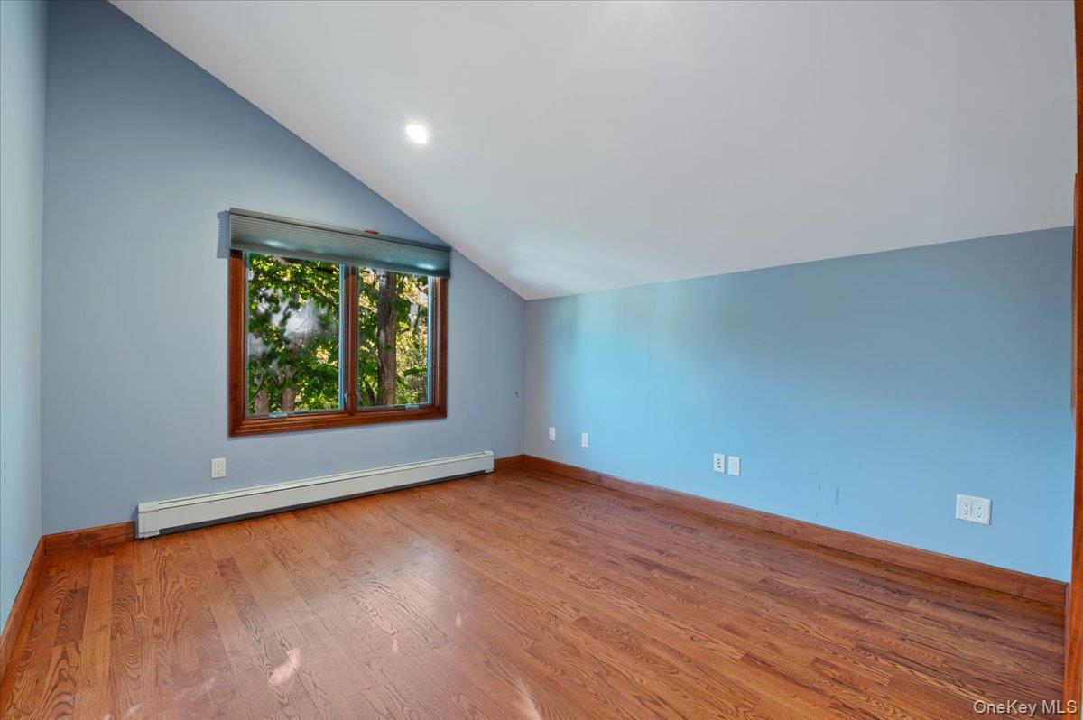 151 Seaman Neck Road Dix Hills, NY 11746 - Photo 29 of 35