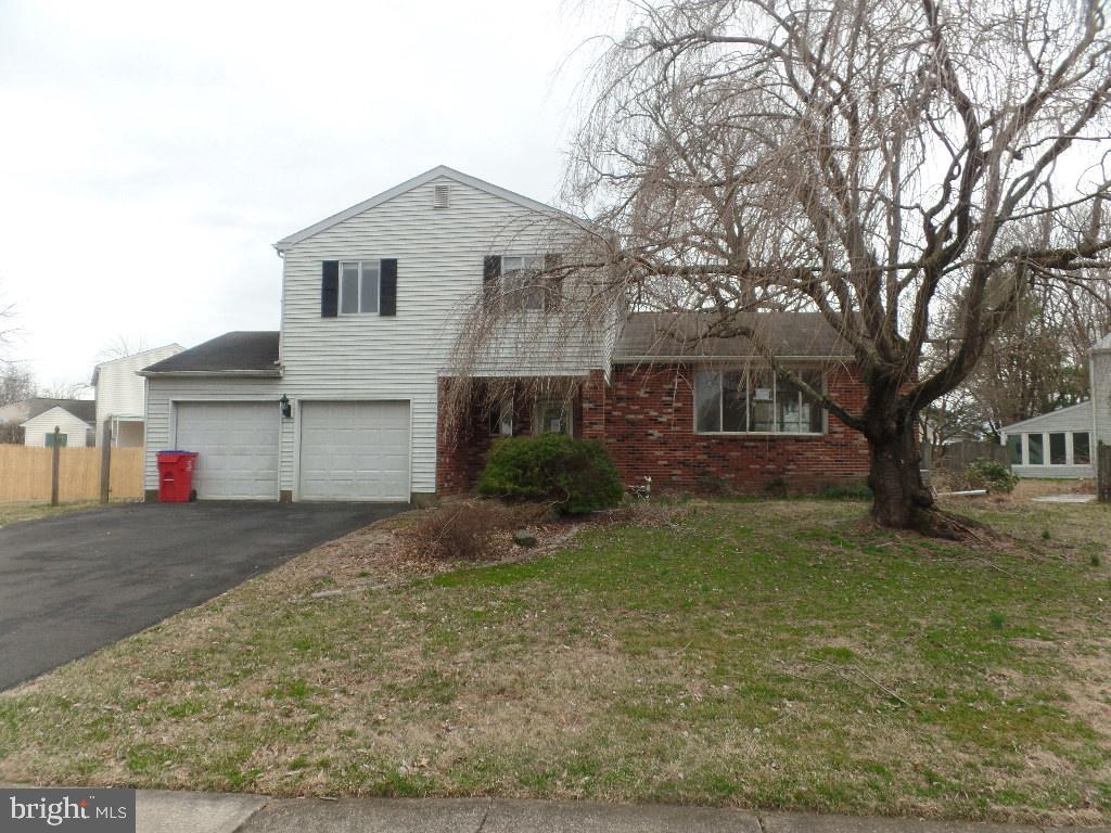 1285 Boyd Road Warminster, PA 18974 - Photo 1 of 27 Gallery Image 1