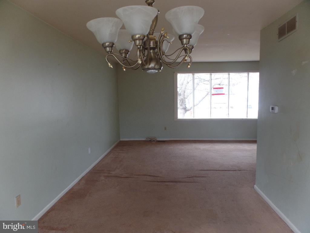 1285 Boyd Road Warminster, PA 18974 - Photo 11 of 27 Gallery Image 11