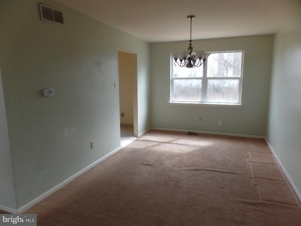 1285 Boyd Road Warminster, PA 18974 - Photo 12 of 27 Gallery Image 12