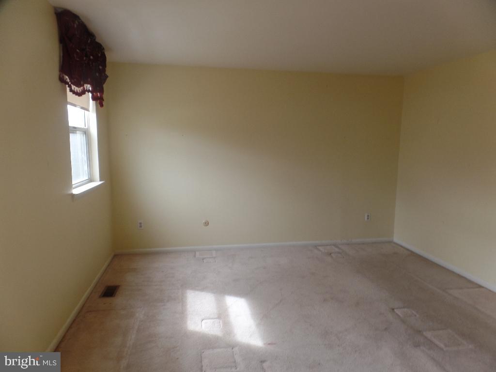 1285 Boyd Road Warminster, PA 18974 - Photo 23 of 27 Gallery Image 23
