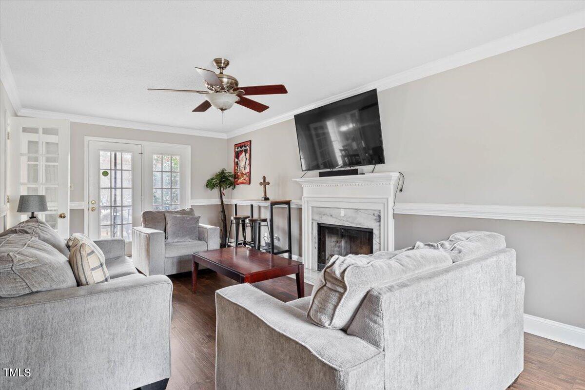4520 Aviemore Crescent Raleigh, NC 27604 - Photo 5 of 33 06-4520 Aviemore Crescent-6