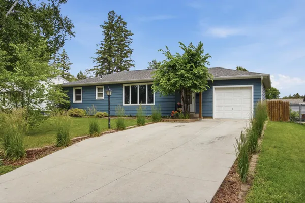 $329,900 | 1221 Roosevelt Avenue, Detroit Lakes, MN 56501