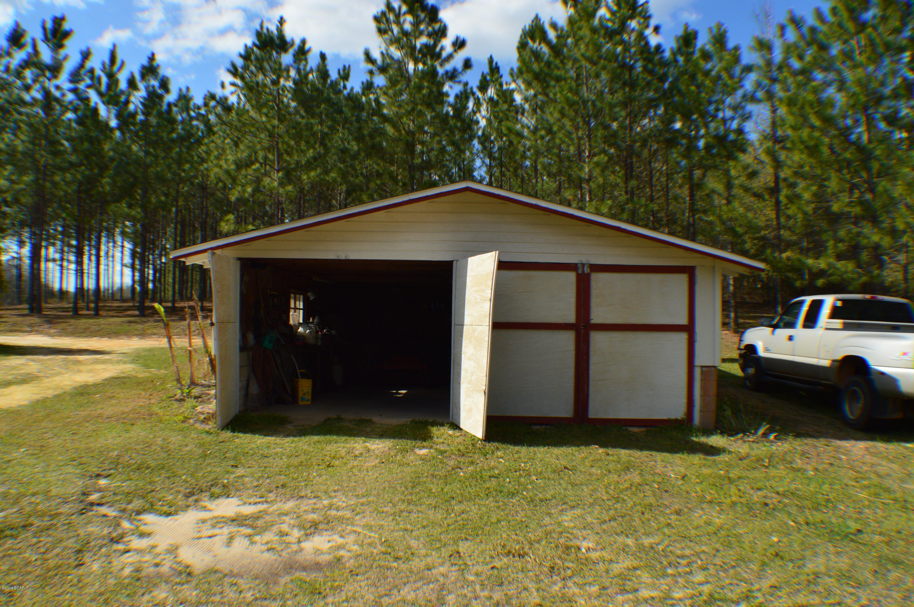 2394 Reedy Creek Road Alford, FL 32420 - Photo 24 of 30 Gallery Image 24
