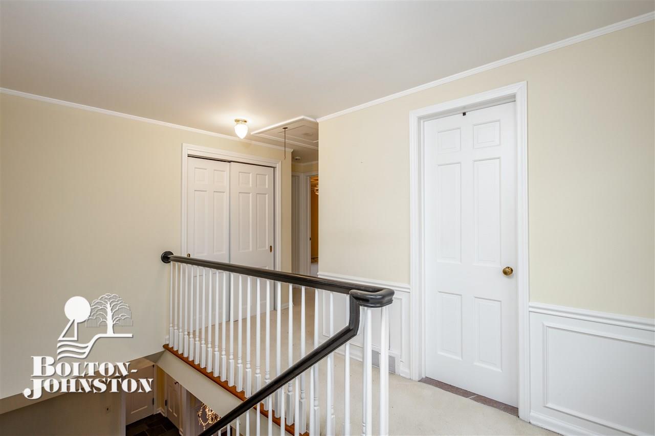 376 Moross Road Grosse Pointe, MI 48236 - Photo 26 of 62 Upstairs Hallway