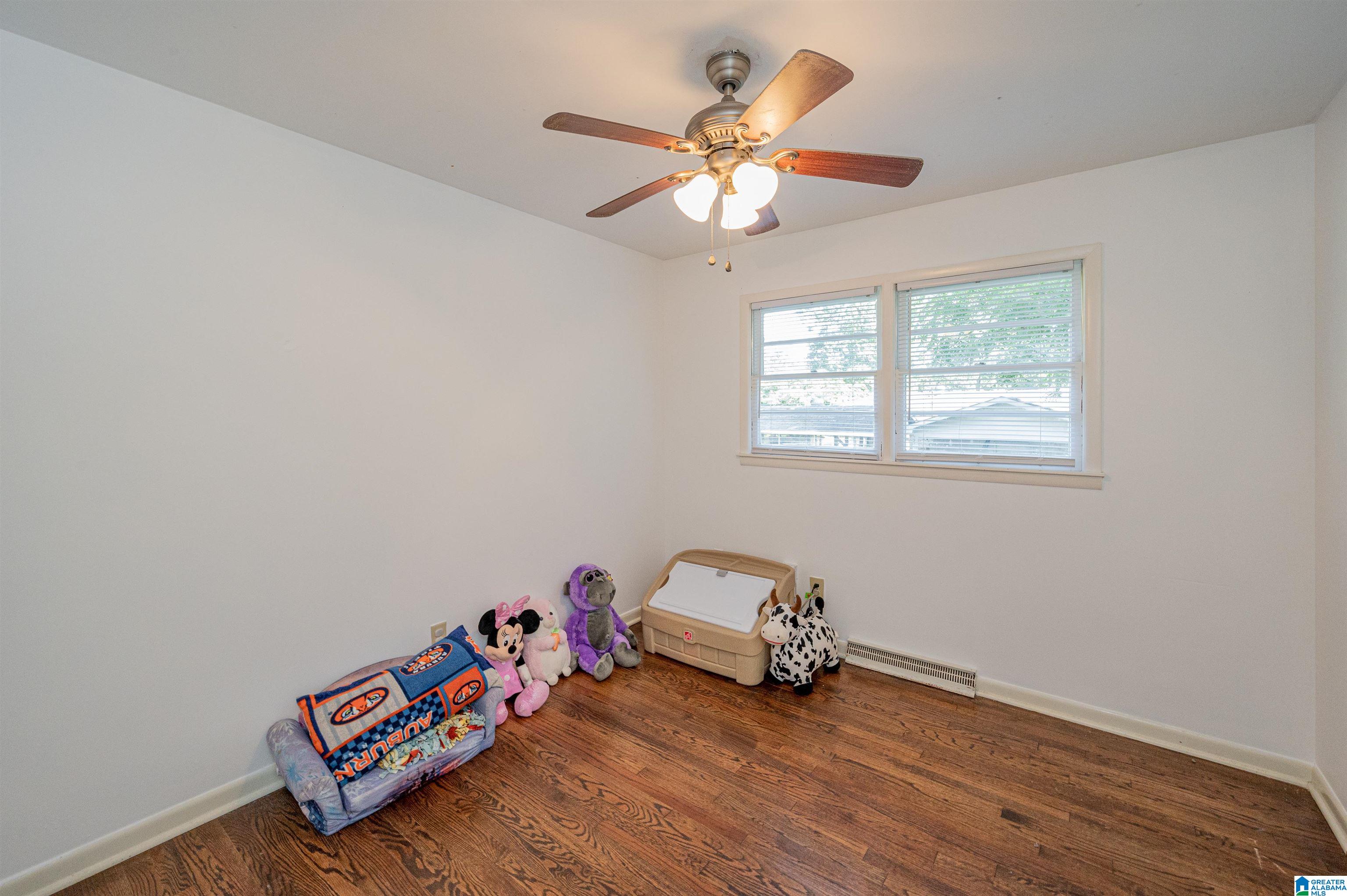 122 12th Street Northwest Alabaster, AL 35007 - Photo 25 of 34