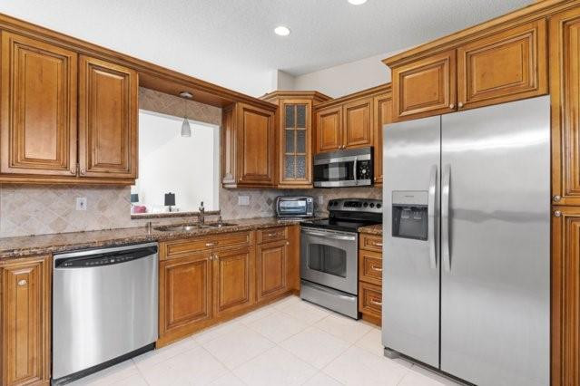 8322 Springlake Drive, Unit 8322 Boca Raton, FL 33496 - Photo 3 of 28 Photo 3