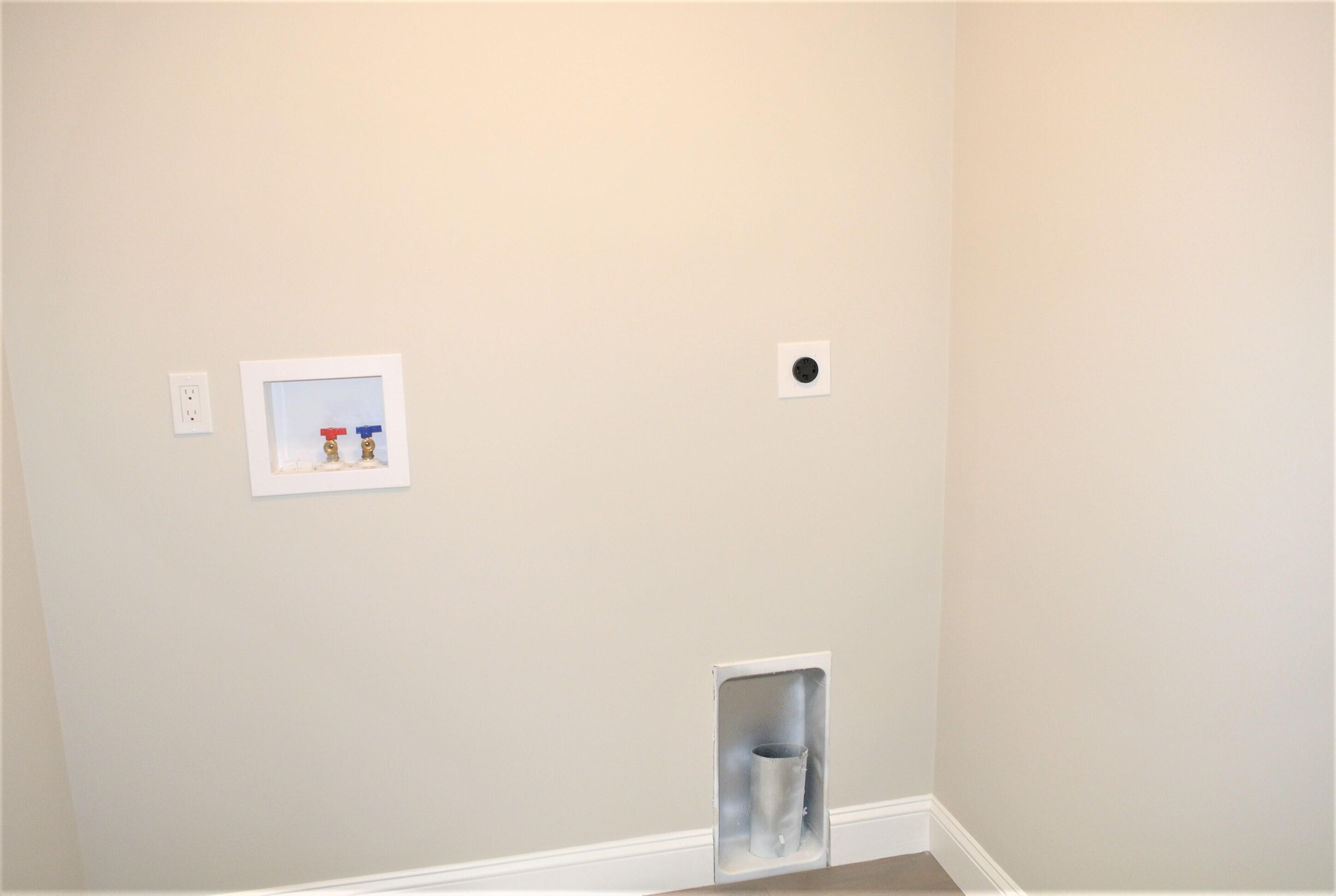 18 Cobblestone Circle Mashpee, MA 02649 - Photo 23 of 41 a view of a small space