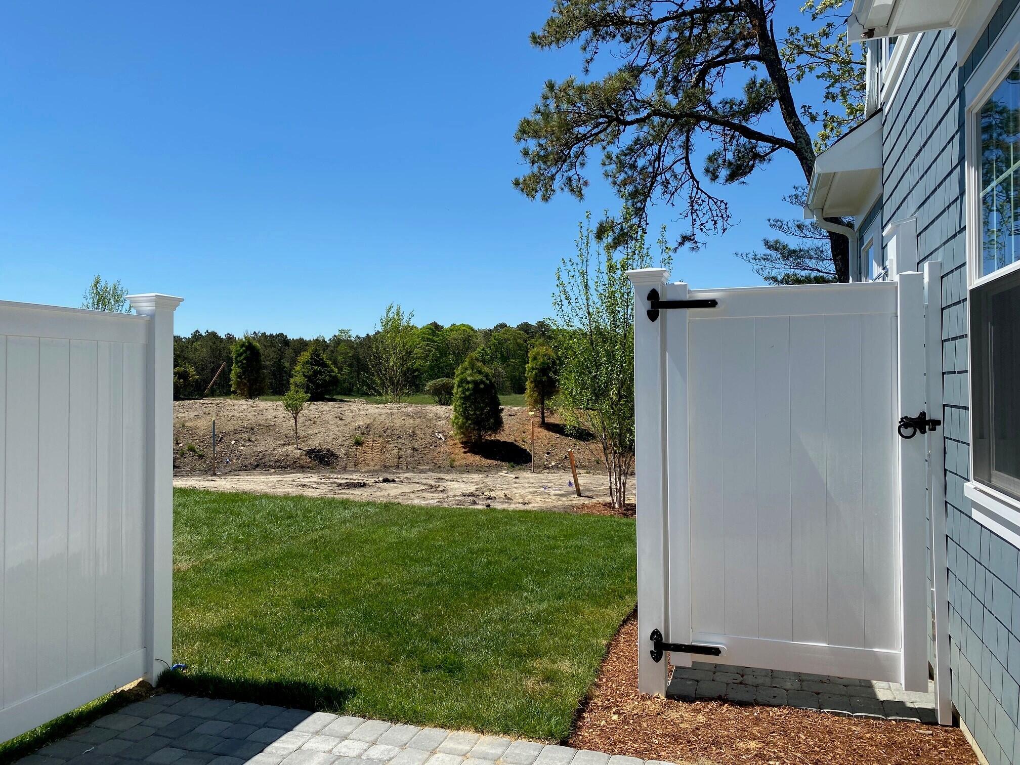 18 Cobblestone Circle Mashpee, MA 02649 - Photo 31 of 41