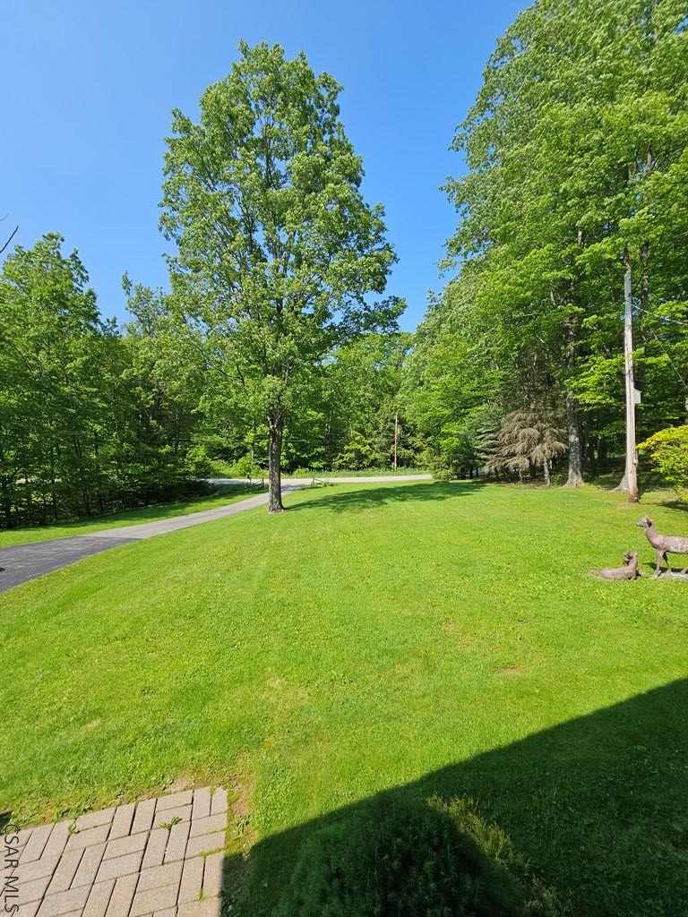 1827 Saylor School Road Boswell, PA 15531 - Photo 9 of 64