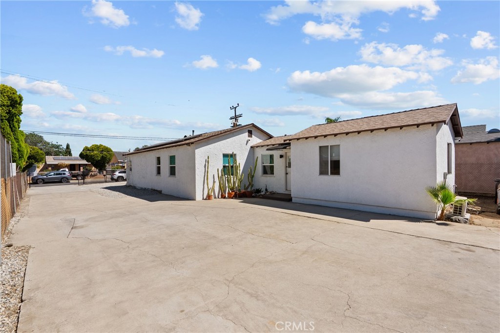 13832 Filmore Street Pacoima, CA 91331 - Photo 2 of 37