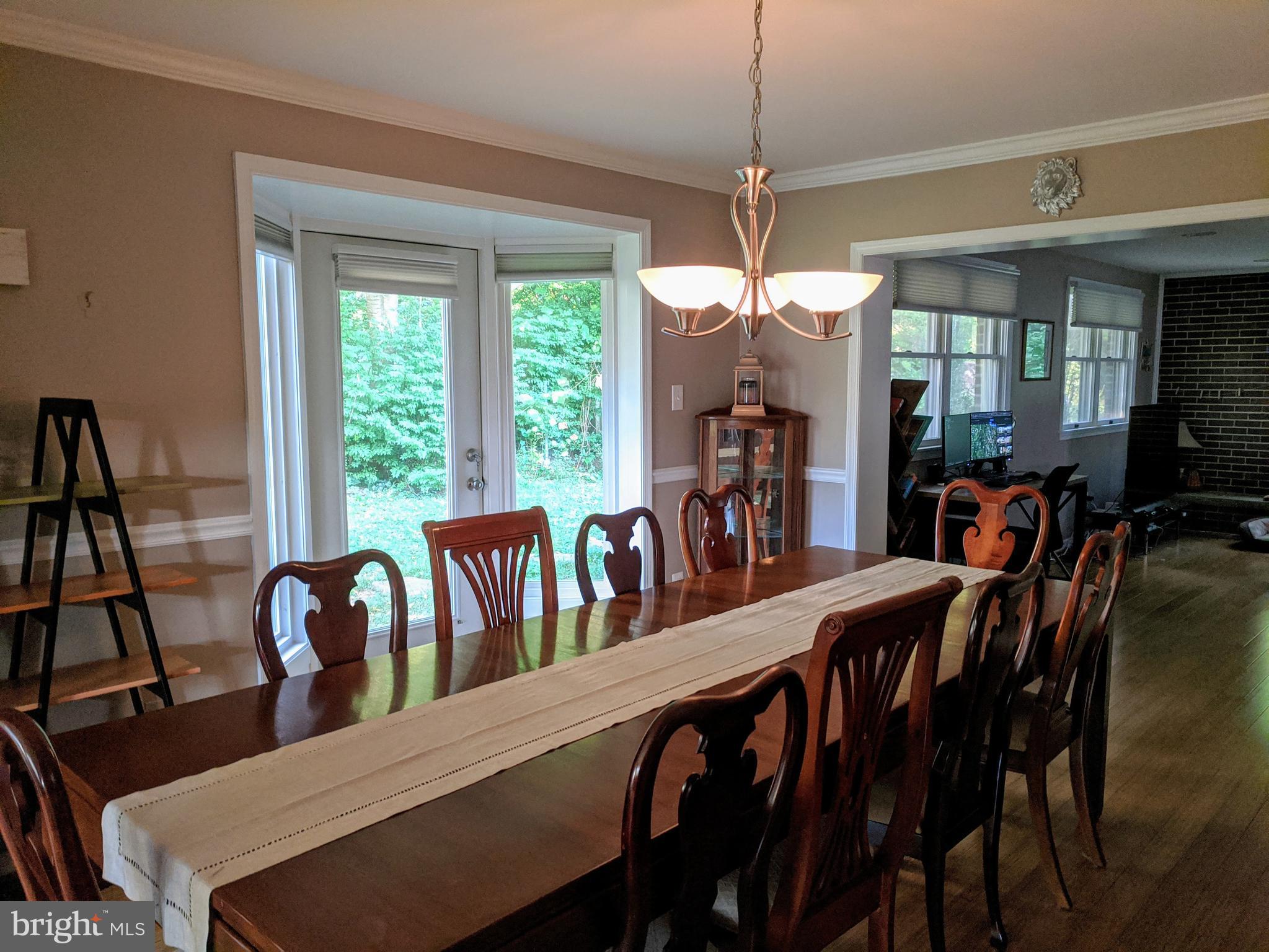 6013 Loretto Street Springfield, VA 22150 - Photo 6 of 15 Dining Room