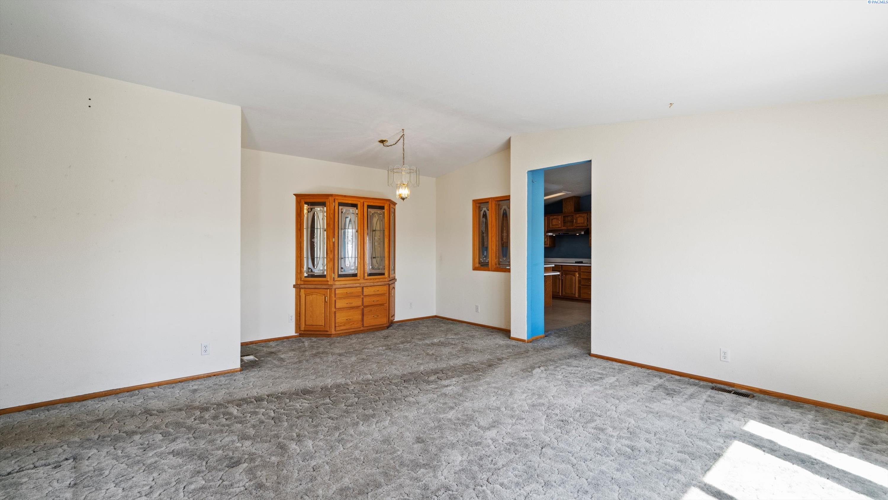 80 Rocky Road Pasco, WA 99301 - Photo 12 of 48 Gallery Image 12