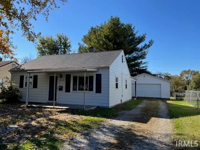 $1,095 | 2023 Herbert Avenue, Evansville, IN 47714