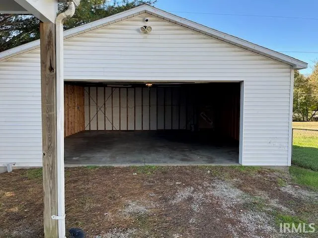 $1,095 | 2023 Herbert Avenue, Evansville, IN 47714