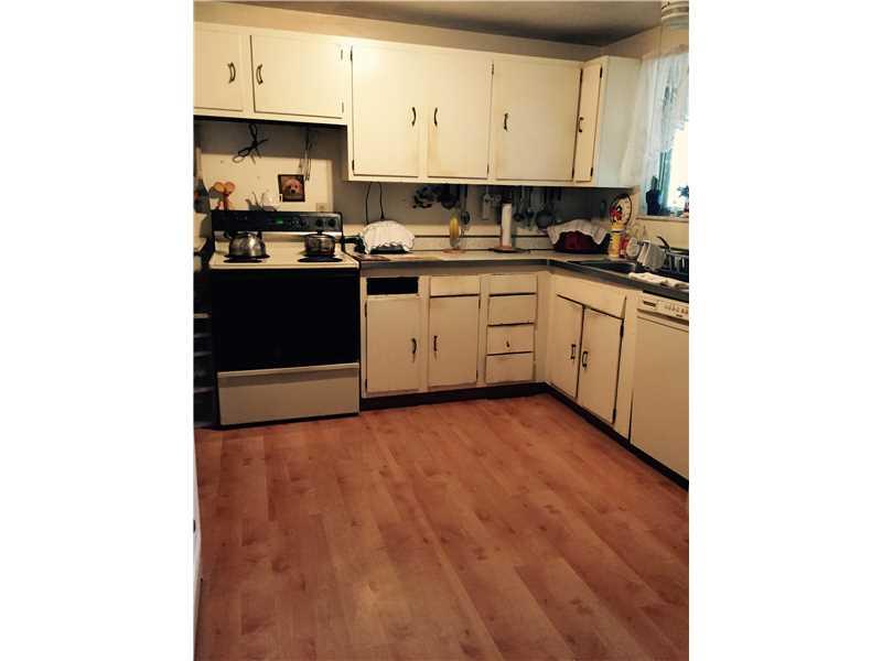 130 Anderson Road North Huntingdon, PA 15642 - Photo 4 of 4 Kitchen.