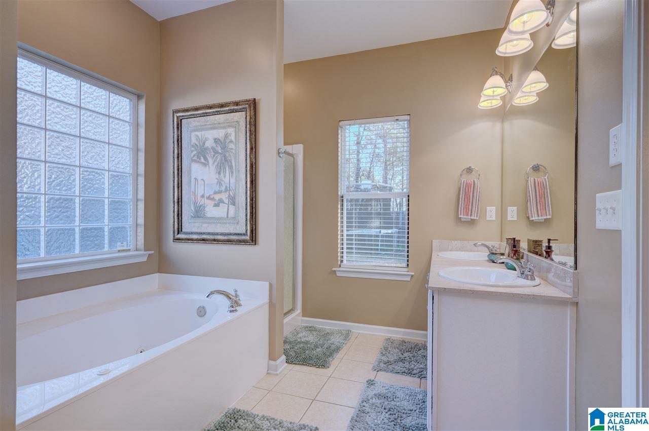 273 High Ridge Drive Pelham, AL 35124 - Photo 4 of 29