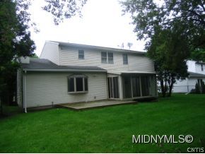 107 Harrogate Road New Hartford, NY 13413 - Photo 15 of 24 Gallery Image 15