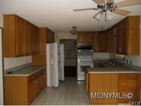 107 Harrogate Road New Hartford, NY 13413 - Photo 18 of 24 Gallery Image 18