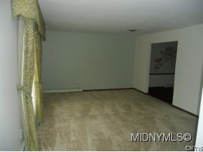 107 Harrogate Road New Hartford, NY 13413 - Photo 20 of 24 Gallery Image 20