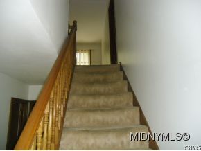 107 Harrogate Road New Hartford, NY 13413 - Photo 8 of 24 Gallery Image 8