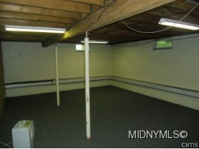 107 Harrogate Road New Hartford, NY 13413 - Photo 10 of 24 Gallery Image 10